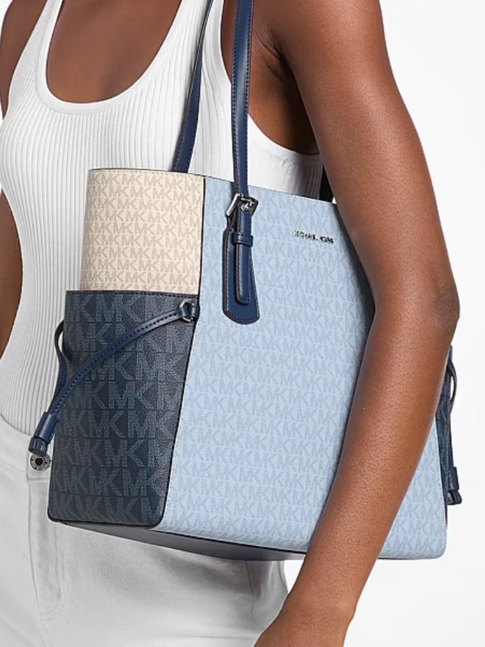 Michael Kors Voyager Lg Color-Block Signature Logo EW Shoulder Tote
Pale Ocean